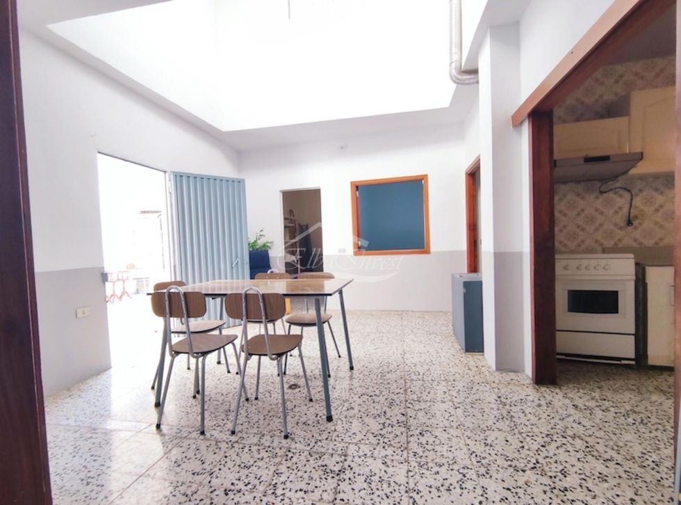 Villa for sale in  Armeñime, Spain - 5647