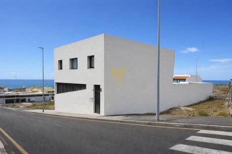Villa for sale in  Armeñime, Spain - P00086