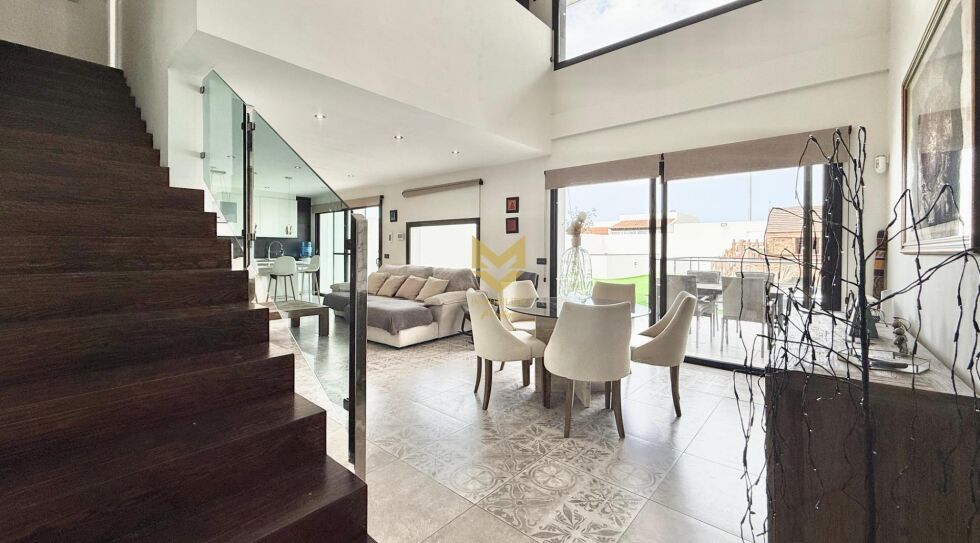 Villa for sale in  Armeñime, Spain - P00086