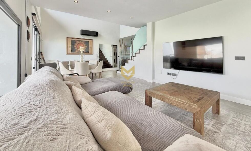 Villa for sale in  Armeñime, Spain - P00086