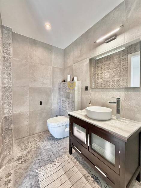 Villa for sale in  Armeñime, Spain - P00086