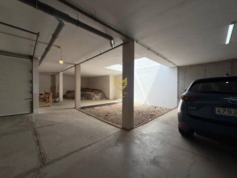 Villa for sale in  Armeñime, Spain - P00086