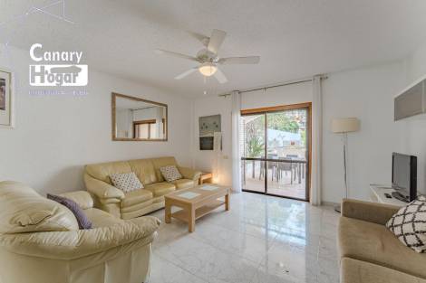 Villa for sale in  Arona, Spain - 053301