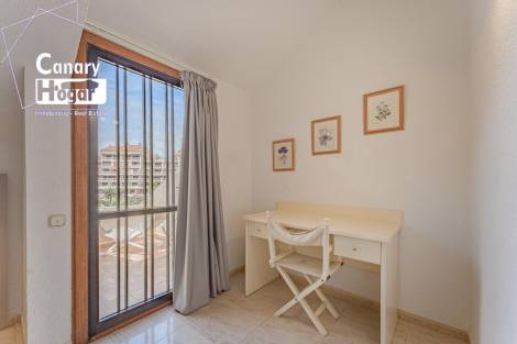 Villa for sale in  Arona, Spain - 053301