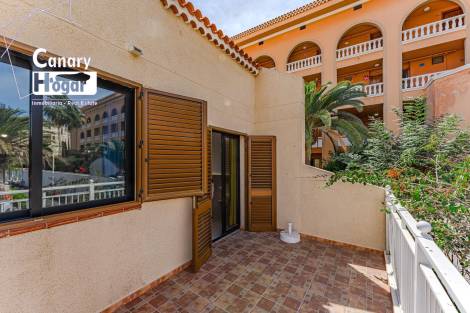 Villa for sale in  Arona, Spain - 053301