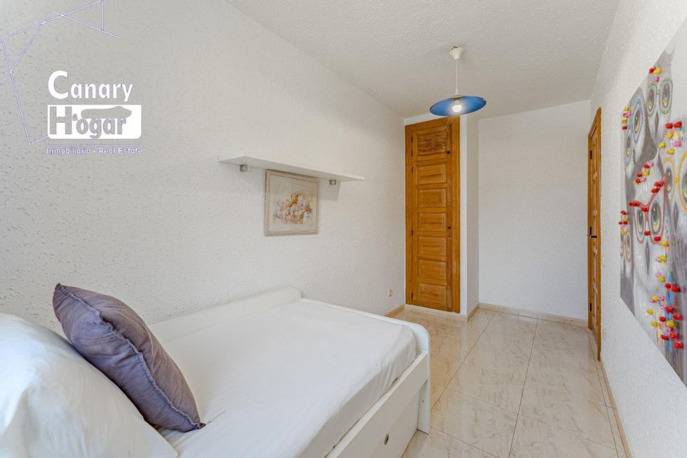 Villa for sale in  Arona, Spain - 053301