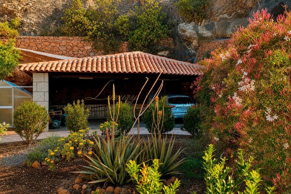 Villa for sale in  Arona, Spain - LWP7096 Finca en Arona