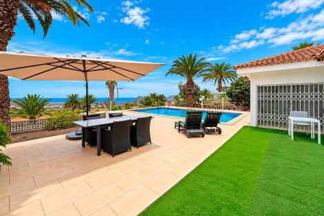 Villa for sale in  Arona, Spain - LWP7157 Casa en La Florida (Arona)
