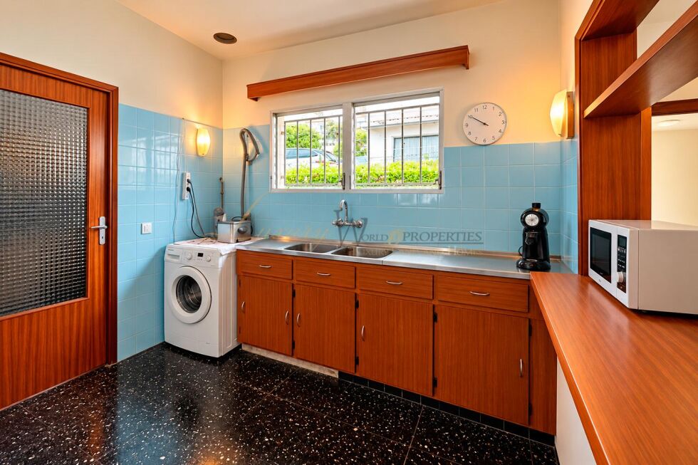 Villa for sale in  Arona, Spain - LWP7157 Casa en La Florida (Arona)