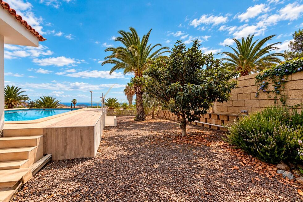 Villa for sale in  Arona, Spain - LWP7157 Casa en La Florida (Arona)