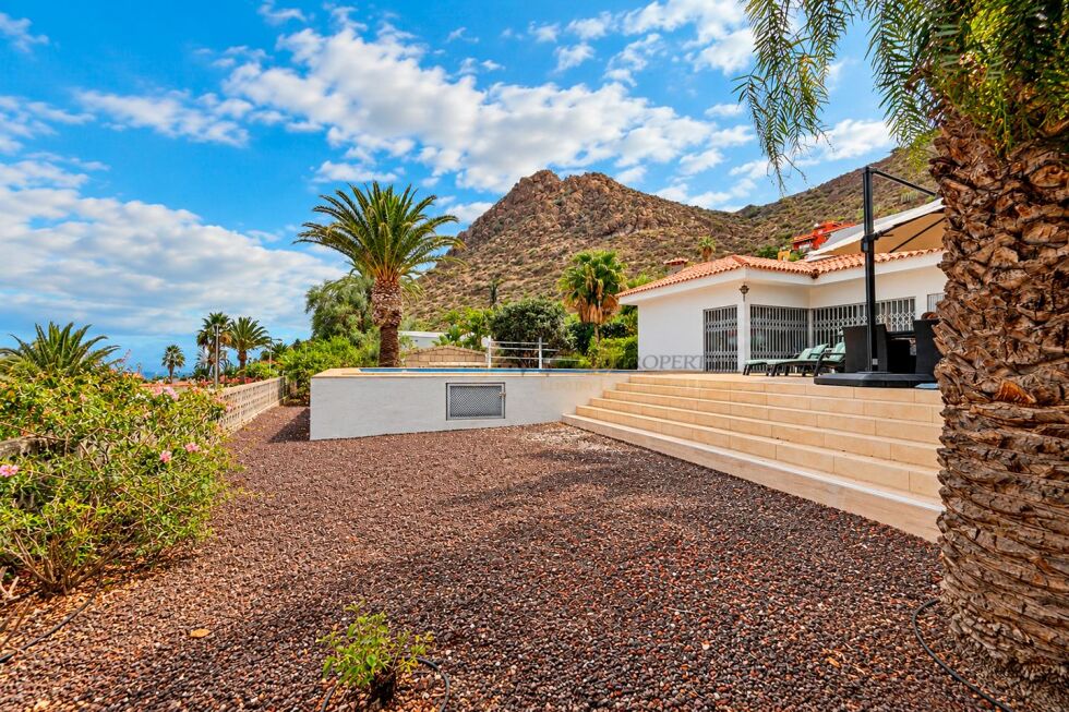 Villa for sale in  Arona, Spain - LWP7157 Casa en La Florida (Arona)