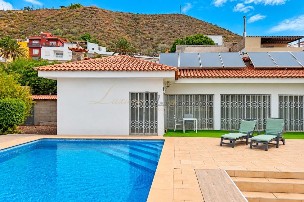 Villa for sale in  Arona, Spain - LWP7157 Casa en La Florida (Arona)