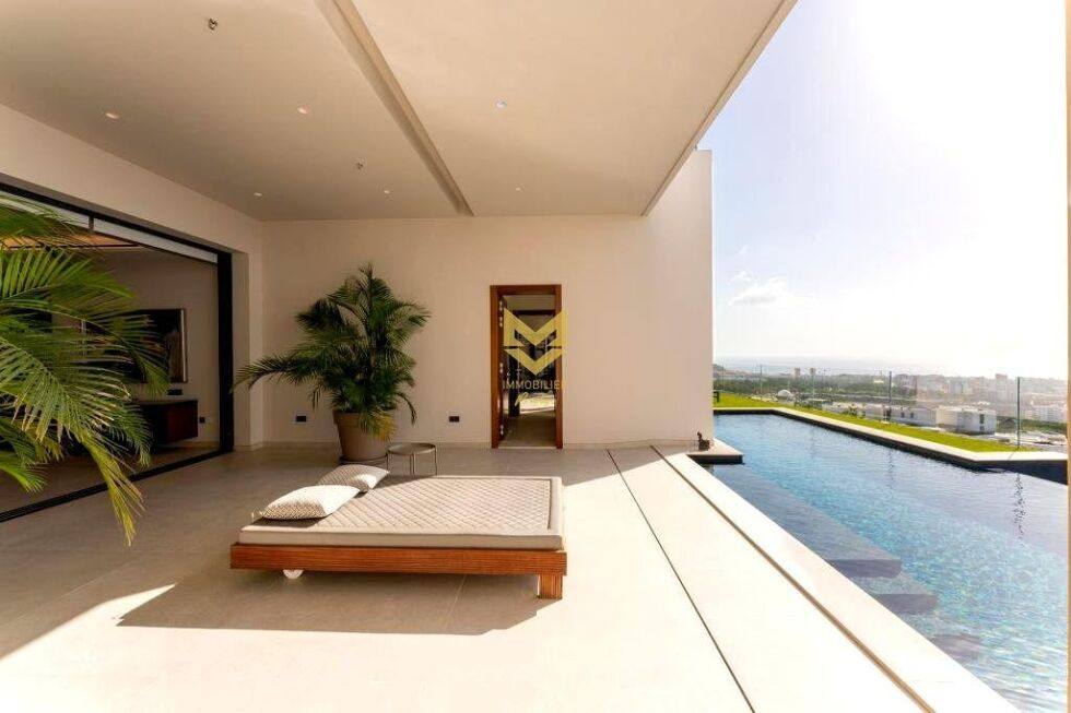 Villa for sale in  Arona, Spain - P00057