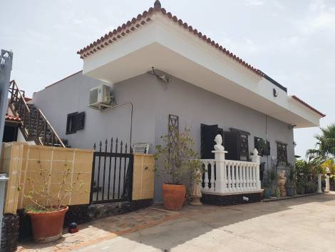 Villa for sale in  Buzanada, España - TRC-2596