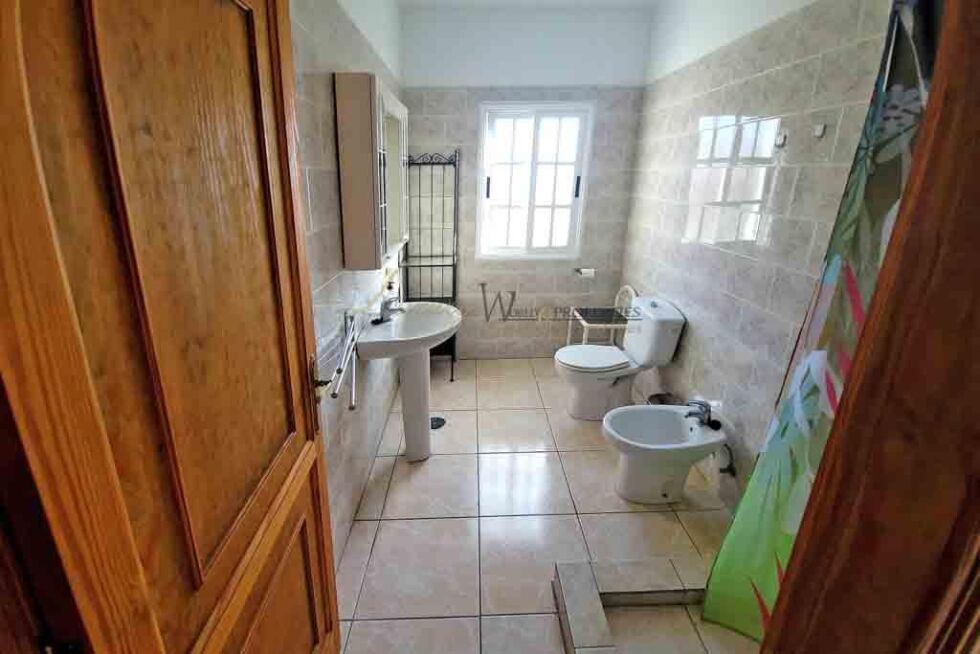 Villa for sale in  Buzanada, Spain - LWP6046 Casa en Buzanada