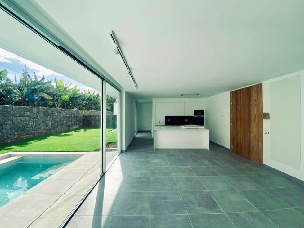 Villa for sale in  Callao Salvaje, Spain - TRC-2549