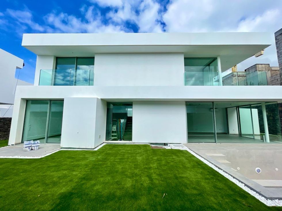 Villa for sale in  Callao Salvaje, Spain - TRC-2549