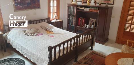 Villa for sale in  Callao Salvaje, Spain - 050961