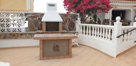 Villa for sale in  Callao Salvaje, Spain - 050961