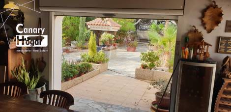 Villa for sale in  Callao Salvaje, Spain - 050961