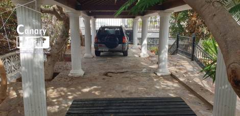 Villa for sale in  Callao Salvaje, Spain - 050961