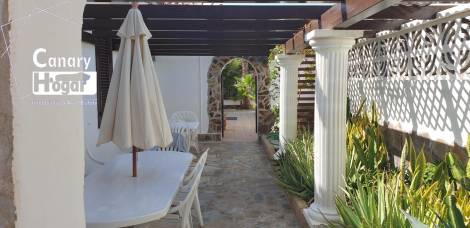 Villa for sale in  Callao Salvaje, Spain - 050961