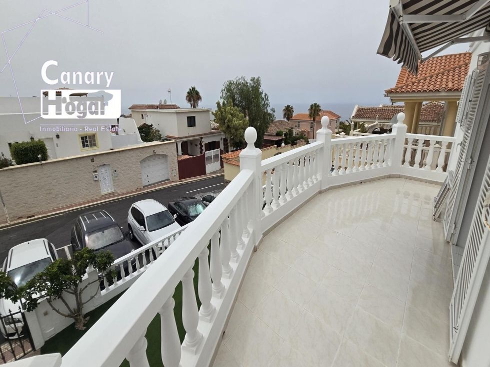 Villa for sale in  Callao Salvaje, Spain - 055591