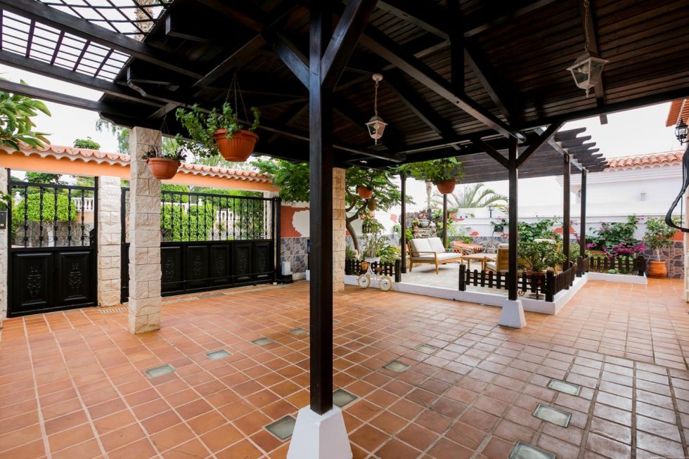 Villa for sale in  Callao Salvaje, Spain - AJ-240708