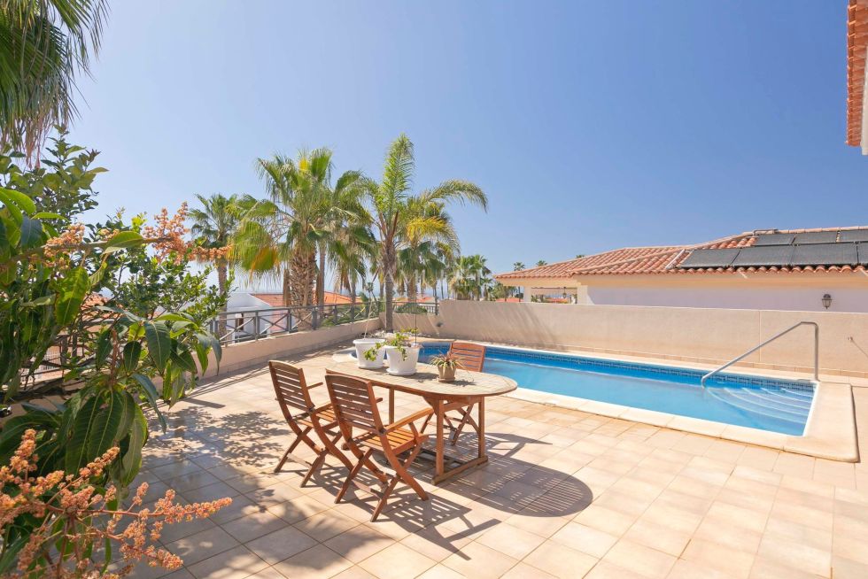 Villa for sale in  Callao Salvaje, Spain - C2089