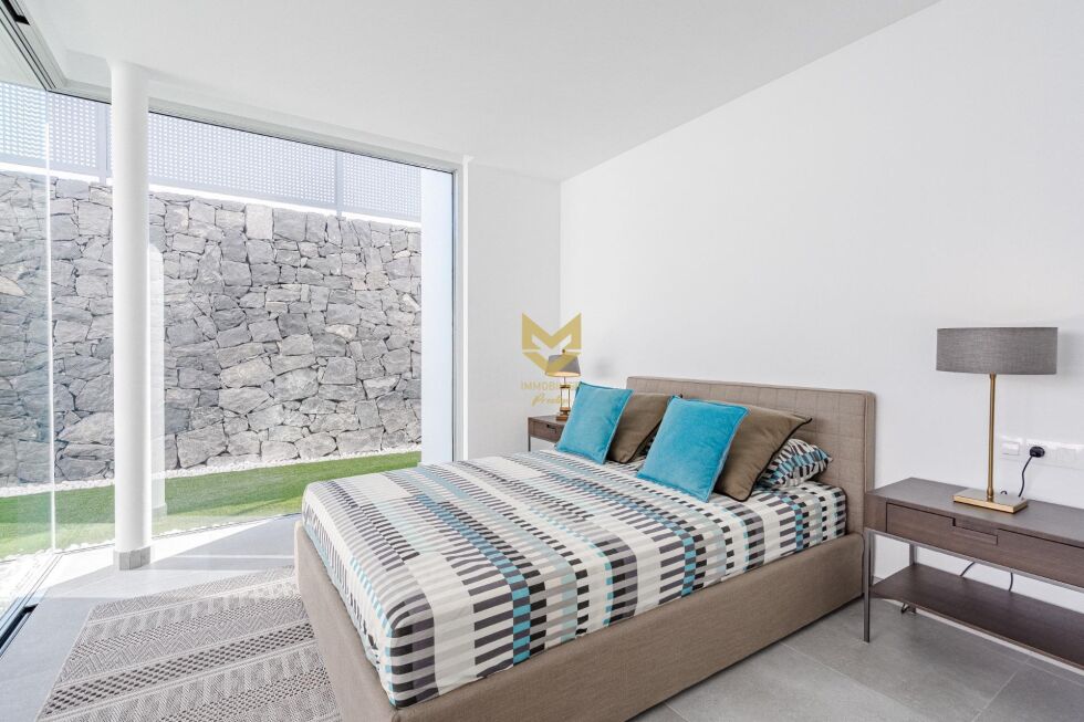 Villa for sale in  Callao Salvaje, Spain - P00071
