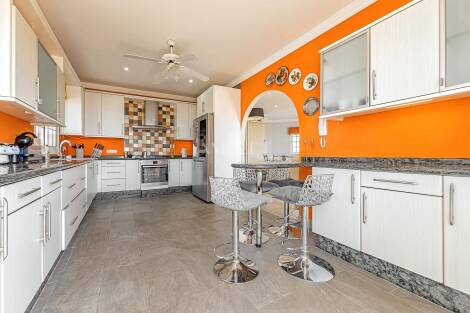 Villa for sale in  Callao Salvaje, Spain - P2419