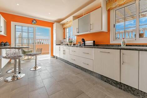 Villa for sale in  Callao Salvaje, Spain - P2419