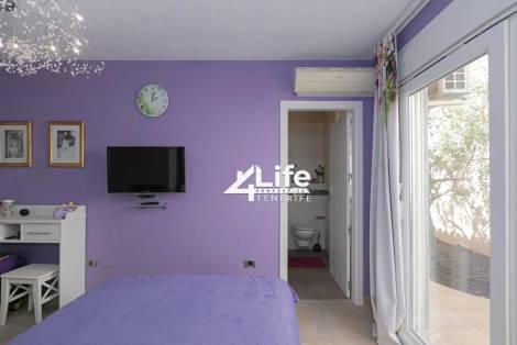 Villa for sale in  Callao Salvaje, Spain - WW-2602242