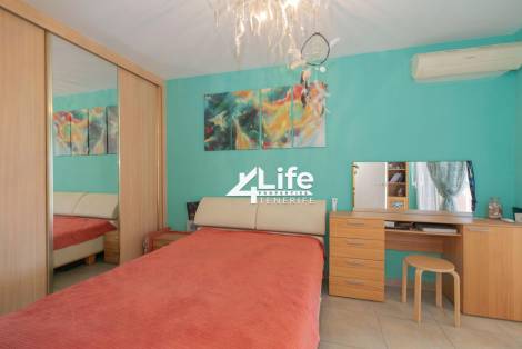 Villa for sale in  Callao Salvaje, Spain - WW-2602242