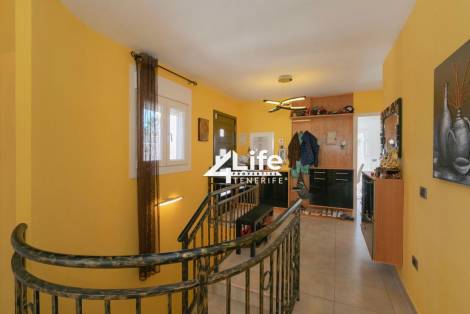 Villa for sale in  Callao Salvaje, Spain - WW-2602242