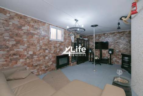 Villa for sale in  Callao Salvaje, Spain - WW-2602242