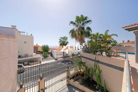 Villa for sale in  Callao Salvaje, Spain - WW-2602242