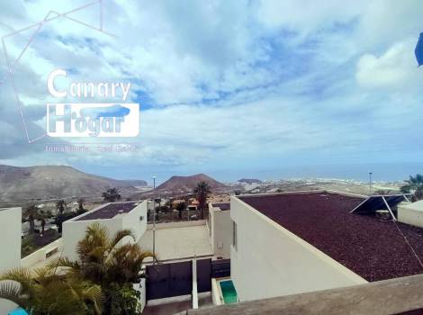 Villa for sale in  Chayofa, Spain - 050411