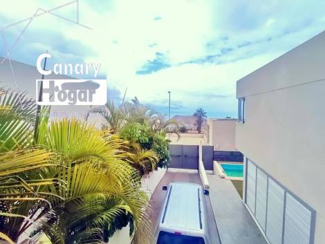 Villa for sale in  Chayofa, Spain - 050411