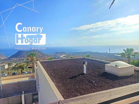 Villa for sale in  Chayofa, Spain - 050411