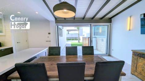 Villa for sale in  Chayofa, Spain - 053001