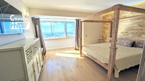 Villa for sale in  Chayofa, Spain - 053001