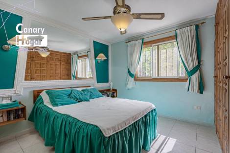 Villa for sale in  Chayofa, Spain - 057321