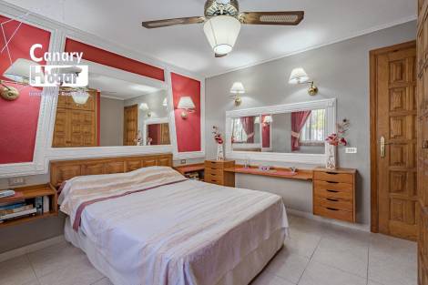 Villa for sale in  Chayofa, Spain - 057321