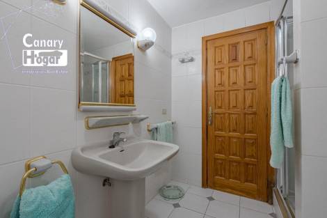 Villa for sale in  Chayofa, Spain - 057321