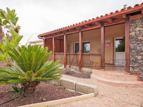 Villa for sale in  Chío, Spain - LWP4005 Finca en Chio