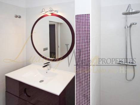 Villa for sale in  Chío, Spain - LWP4005 Finca en Chio