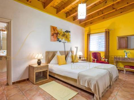 Villa for sale in  Chío, Spain - LWP4005 Finca en Chio