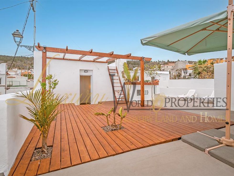 Villa for sale in  Chío, Spain - LWP4780 Casa en Chio