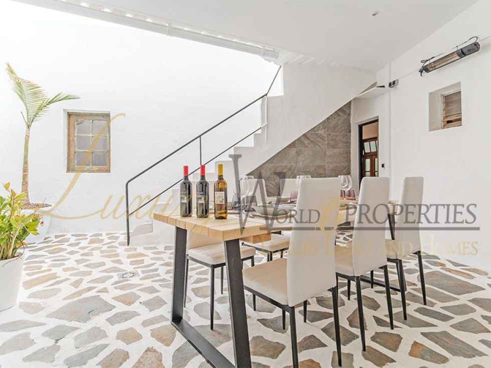 Villa for sale in  Chío, Spain - LWP4780 Casa en Chio